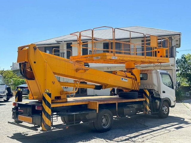Dutro Cherry Picker_2
