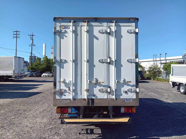Elf Refrigerator & Freezer Truck_2