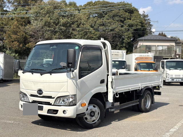 HINO Dutro Flat Body 2RG-XZU645M 2021 61,029km