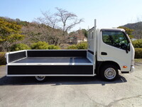 TOYOTA Toyoace Flat Body 2DG-GDY231 2022 16,800km_7