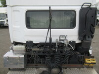 UD TRUCKS Quon Trailer Head 2PG-GK5AAB 2018 590,900km_18