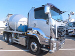 Giga Mixer Truck