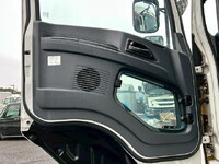 ISUZU Giga Aluminum Wing QKG-CYJ77B 2017 637,000km_15