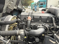 UD TRUCKS Quon Trailer Head QKG-GK6XAB 2017 733,000km_29