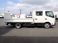 HINO Dutro Double Cab TKG-XZU710M 2019 38,400km_2