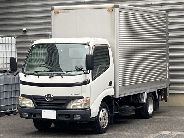 TOYOTA Dyna Aluminum Van BDG-XZU338 2009 66,000km