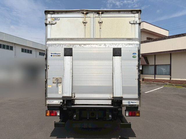 Elf Refrigerator & Freezer Truck_2