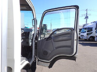 ISUZU Elf Refrigerator & Freezer Truck TPG-NLS85AN 2017 147,800km_22