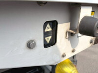 UD TRUCKS Condor Aluminum Wing TKG-MK38C 2017 395,094km_17