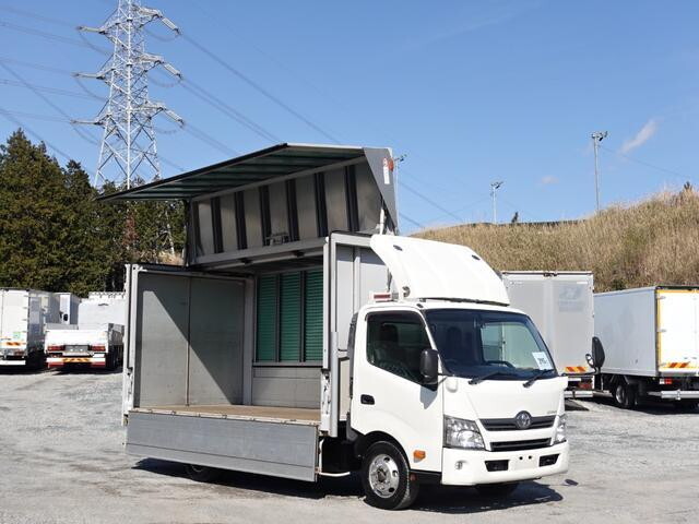 TOYOTA Dyna Aluminum Wing TKG-XZU710 2014 390,000km