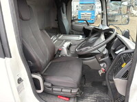 UD TRUCKS Quon Aluminum Wing 2RG-CG5FA 2023 174,000km_19