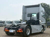 UD TRUCKS Quon Trailer Head 2PG-GK5AAD 2022 608,000km_3