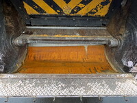 ISUZU Elf Garbage Truck TPG-NMR85N 2017 114,489km_10