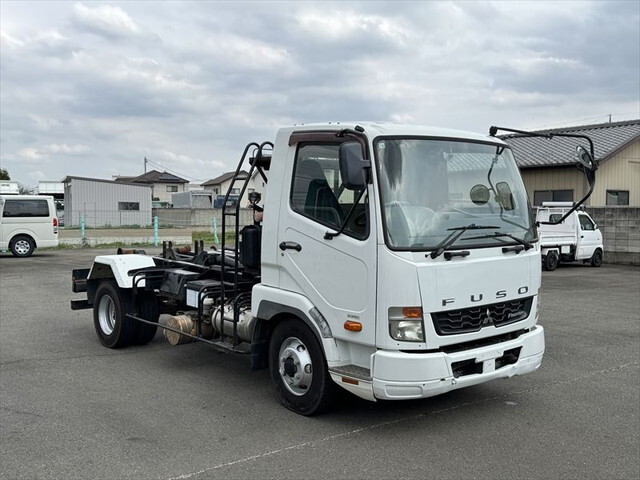 MITSUBISHI FUSO Fighter Container Carrier Truck TKG-FK71F 2016 300,500km
