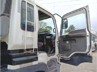 ISUZU Giga Container Carrier Truck KL-CVR51F4 2004 654,900km_13