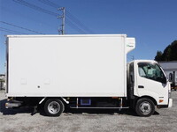 HINO Dutro Refrigerator & Freezer Truck TKG-XZU710M 2015 75,000km_5