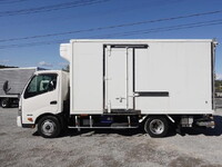 HINO Dutro Refrigerator & Freezer Truck TKG-XZU710M 2015 75,000km_8