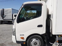 HINO Dutro Refrigerator & Freezer Truck TKG-XZU710M 2015 75,000km_9