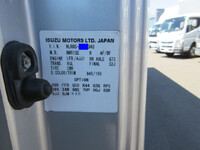 ISUZU Elf Panel Van TPG-NLR85AN 2015 163,186km_30