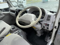 TOYOTA Dyna Aluminum Van BDG-XZU308 2011 192,200km_32