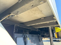ISUZU Elf Refrigerator & Freezer Truck TPG-NLR85AN 2017 300,316km_22