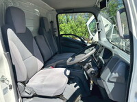 ISUZU Elf Refrigerator & Freezer Truck TPG-NLR85AN 2017 300,316km_32