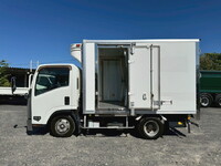 ISUZU Elf Refrigerator & Freezer Truck TPG-NLR85AN 2017 300,316km_5