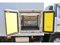 UD TRUCKS Condor Refrigerator & Freezer Truck TKG-MK38L 2016 135,735km_18