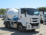 Giga Mixer Truck