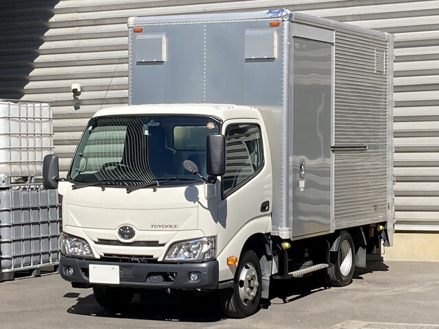 TOYOTA Toyoace Aluminum Van 2RG-XZU605 2020 135,000km