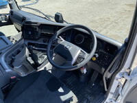 UD TRUCKS Quon Trailer Head 2PG-GK5AAD 2020 269,000km_23