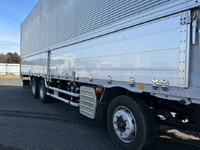 ISUZU Giga Aluminum Wing QKG-CYJ77B 2016 758,933km_15