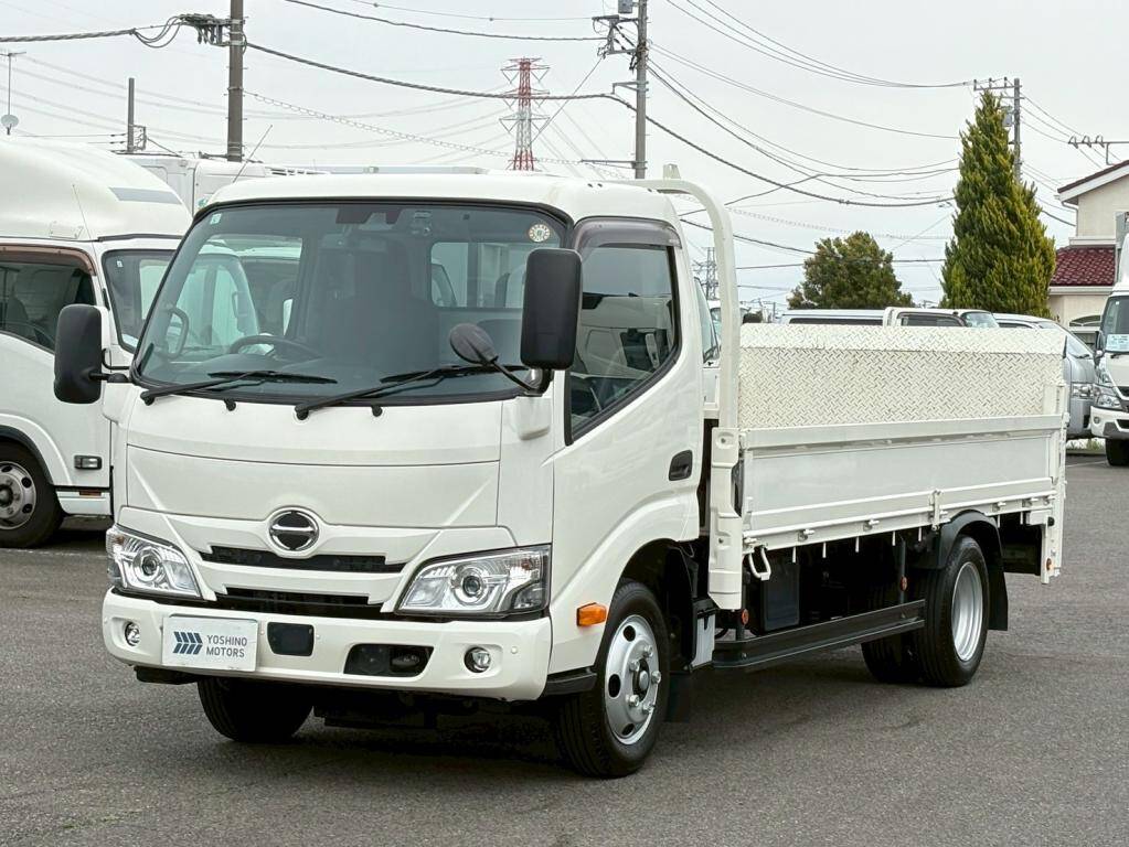 HINO Dutro Flat Body 2KG-XZU655M 2024 19,000km