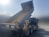 ISUZU Giga Dump QKG-CXZ77AT 2014 624,862km_3