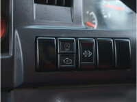 ISUZU Elf Double Cab TRG-NHR85A 2016 126,662km_29