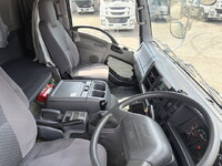 ISUZU Forward Refrigerator & Freezer Truck TKG-FRR90T2 2013 615,336km_32