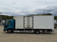 ISUZU Forward Refrigerator & Freezer Truck TKG-FRR90T2 2013 615,336km_5