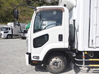 ISUZU Forward Refrigerator & Freezer Truck TKG-FRR90T2 2017 629,000km_11