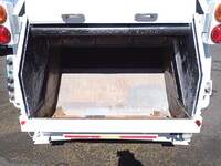 ISUZU Elf Garbage Truck TKG-NMR85AN 2014 138,800km_19
