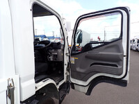 MITSUBISHI FUSO Canter Flat Body TPG-FEB50 2018 125,100km_31