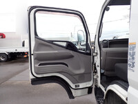 MITSUBISHI FUSO Canter Flat Body TPG-FEB50 2018 125,100km_32