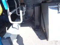 UD TRUCKS Condor Self Loader (With 4 Steps Of Cranes) TKG-MK38L 2013 38,000km_21