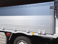 ISUZU Giga Aluminum Wing QKG-CYJ77A 2013 611,900km_37