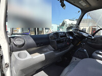 HINO Dutro Flat Body TKG-XZU655M 2013 154,542km_27