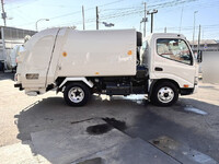 HINO Dutro Garbage Truck TKG-XZU600X 2017 242,890km_4