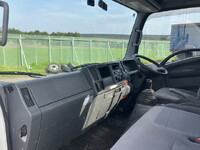 ISUZU Elf Flat Body TRG-NPR85AR 2016 206,041km_33