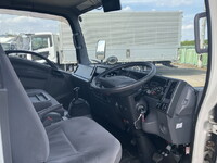 ISUZU Elf Aluminum Van TPG-NNR85AN 2016 235,757km_35