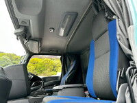 ISUZU Giga Aluminum Wing QKG-CYJ77B 2016 721,000km_19