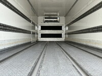 ISUZU Forward Refrigerator & Freezer Truck 2PG-FRR90T2 2022 415,000km_10