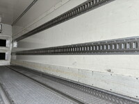 ISUZU Forward Refrigerator & Freezer Truck 2PG-FRR90T2 2022 415,000km_11